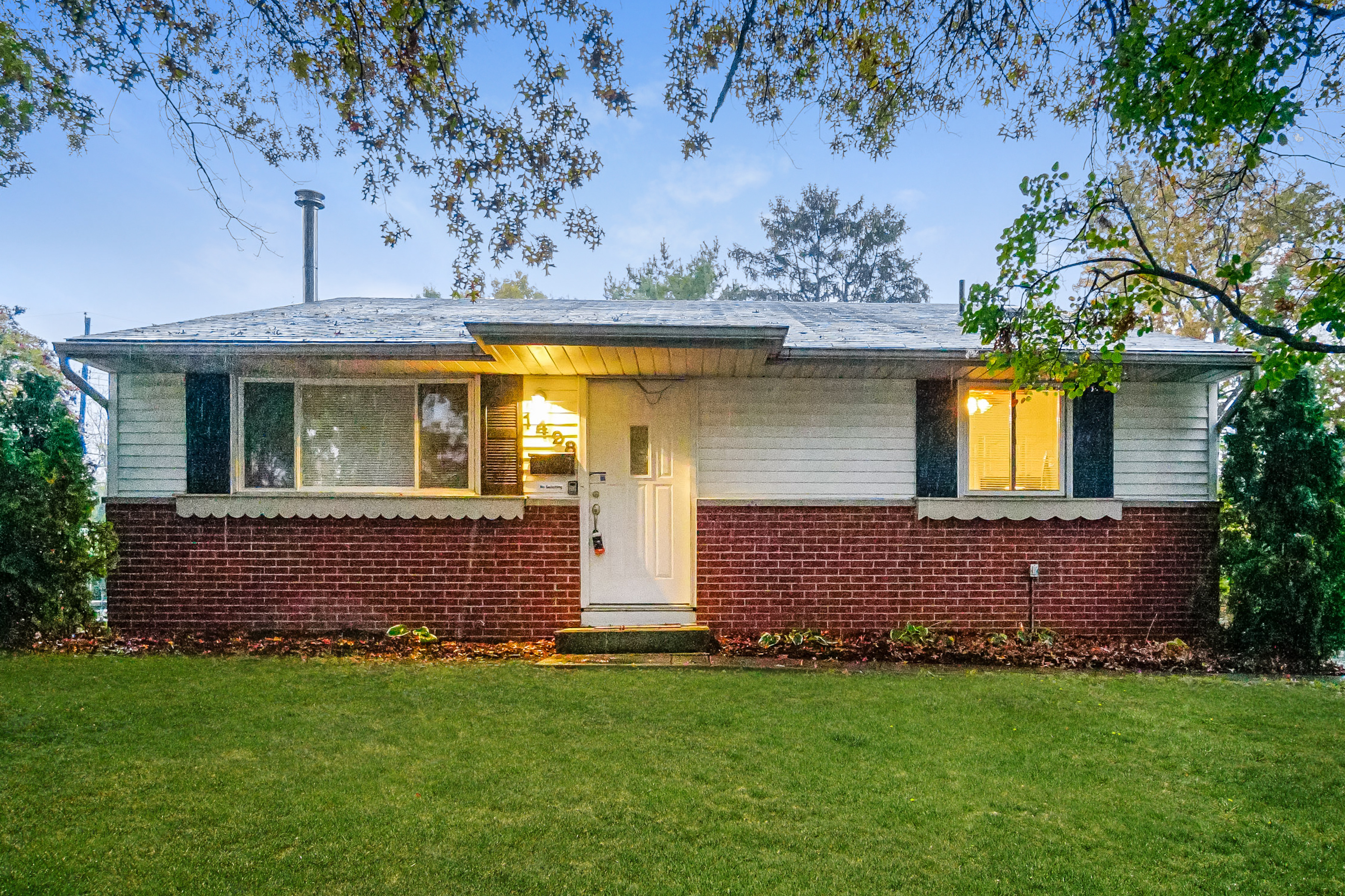 1428 BURNLEY SQ S COLUMBUS, OH 43229